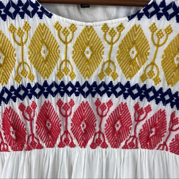 Romeo & Juliet Couture boho embroidered empire waist tunic XS - Picture 6 of 12